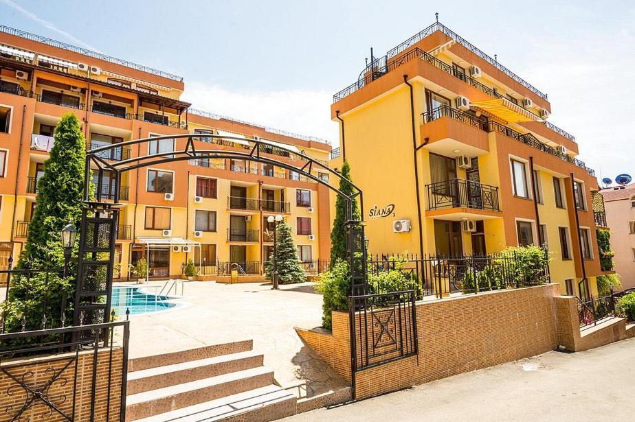 Bratanov Siana 5 * Sveti Vlas